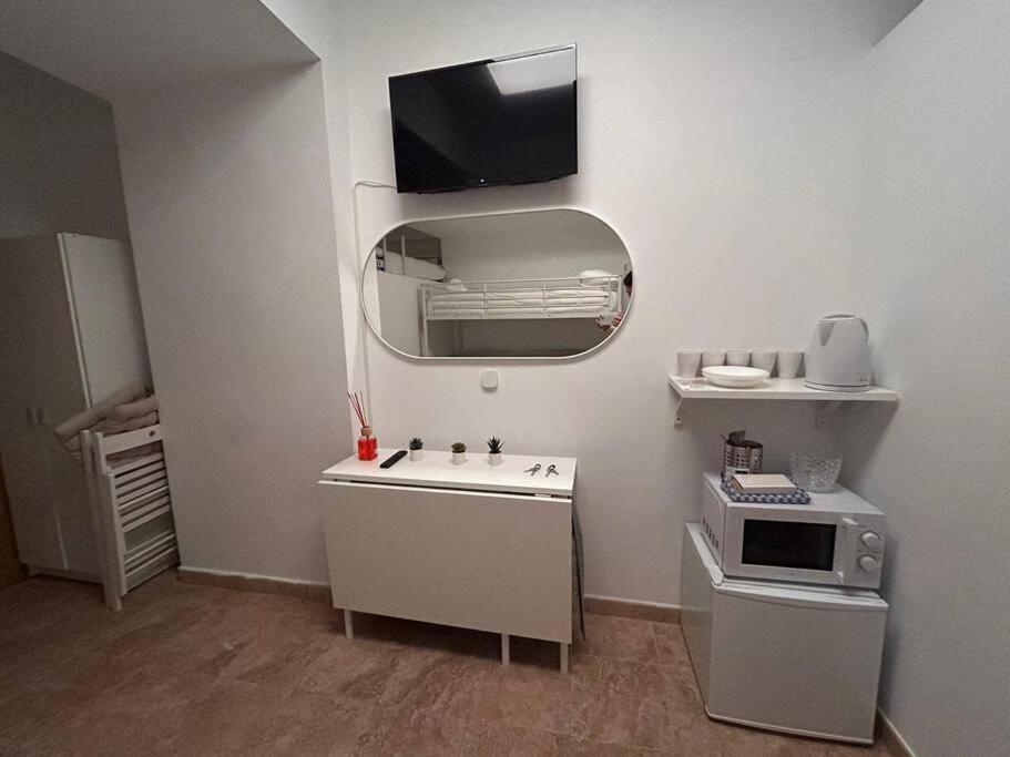 Cute Studio In Gran Via -Si1 Madrid Exterior foto